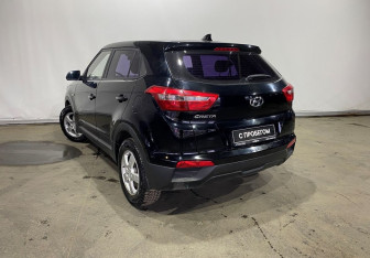 Подержанный автомобиль Hyundai Creta 2017 года (7 фото)