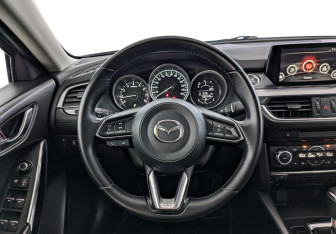 Подержанный автомобиль Mazda 6 Sedan 2018 года (22 фото)