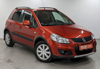 Подержанный автомобиль Suzuki SX4 Hatchback 2013 года (3 фото)