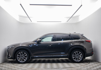 Подержанный автомобиль Mazda CX-9 2021 года (8 фото)