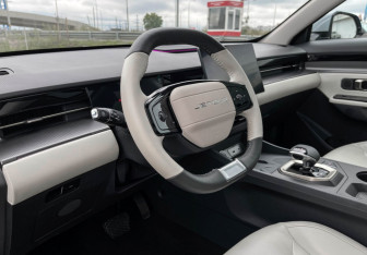 Подержанный автомобиль Jetour Dashing 2023 года (13 фото)