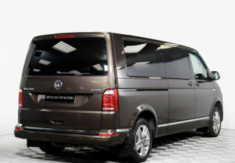 Подержанный автомобиль Volkswagen Multivan 2019 года (5 фото)