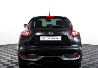 Подержанный автомобиль Nissan Juke 2017 года (6 фото)