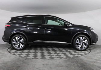 Подержанный автомобиль Nissan Murano Suv 2018 года (4 фото)
