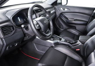 Подержанный автомобиль Chery Tiggo 4 2020 года (13 фото)