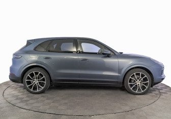 Подержанный автомобиль Porsche Cayenne 2019 года (4 фото)