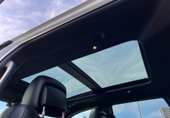 Подержанный автомобиль Jeep Grand Cherokee 2021 года (18 фото)