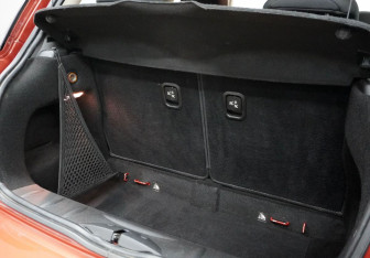 Подержанный автомобиль MINI Hatch 2013 года (14 фото)