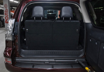 Подержанный автомобиль Lexus GX 2016 года (11 фото)