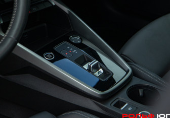 Подержанный автомобиль Audi A3 Hatchback 2020 года (16 фото)
