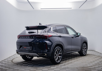 Подержанный автомобиль Exeed LX 2022 года (5 фото)