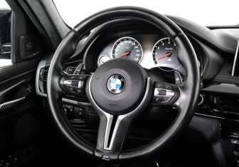 Подержанный автомобиль BMW X6 M 2016 года (12 фото)