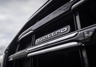 Подержанный автомобиль Audi A6 Sedan 2023 года (3 фото)