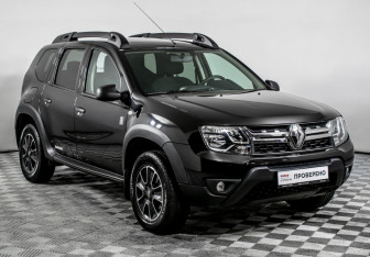 Подержанный автомобиль Renault Duster 2017 года (3 фото)
