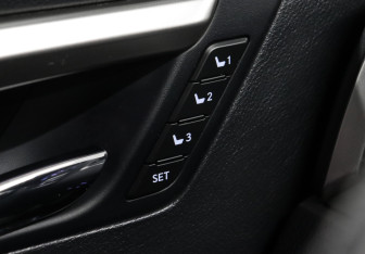 Подержанный автомобиль Lexus RX 2019 года (15 фото)