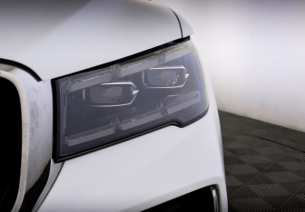 Подержанный автомобиль Geely Monjaro 2023 года (17 фото)