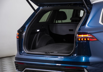 Подержанный автомобиль Geely Monjaro 2023 года (29 фото)