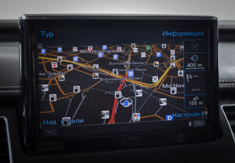 Подержанный автомобиль Audi A8 2016 года (20 фото)