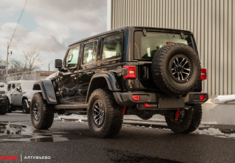 Новый Jeep Wrangler 2025 (2 фото)