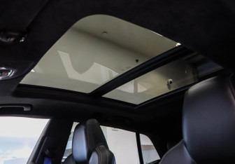 Подержанный автомобиль Audi Q8 2019 года (20 фото)
