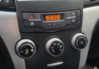 Подержанный автомобиль SsangYong Actyon 2013 года (14 фото)