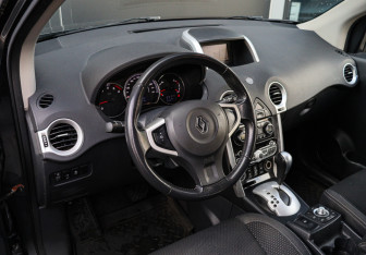 Подержанный автомобиль Renault Koleos 2013 года (12 фото)