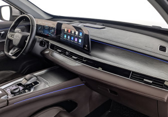 Подержанный автомобиль Chery Tiggo 8 Pro Max 2023 года (13 фото)