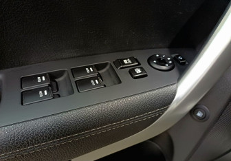 Подержанный автомобиль Kia Sorento 2011 года (19 фото)