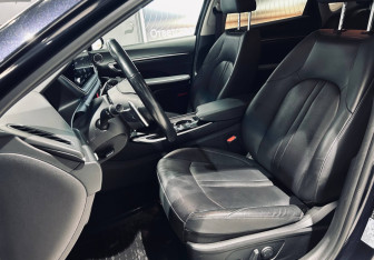 Подержанный автомобиль Hyundai Sonata 2020 года (9 фото)