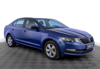 Подержанный автомобиль Skoda Octavia Liftback 2019 года (3 фото)
