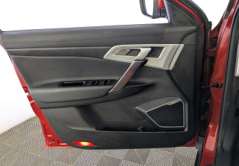 Подержанный автомобиль Geely Atlas 2019 года (18 фото)