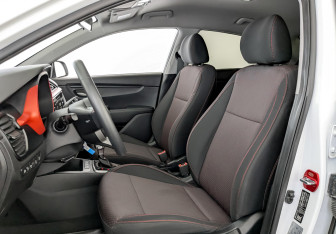 Подержанный автомобиль Kia Rio Sedan 2020 года (20 фото)