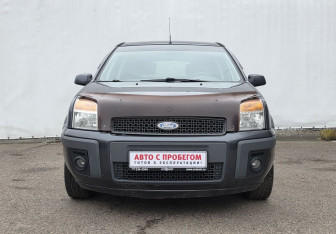 Подержанный автомобиль Ford Fusion 2008 года (2 фото)