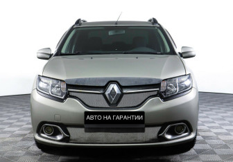 Подержанный автомобиль Renault Logan Sedan 2014 года (2 фото)