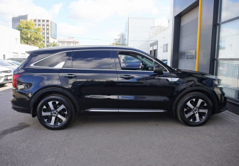 Подержанный автомобиль Kia Sorento 2021 года (4 фото)