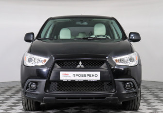 Подержанный автомобиль Mitsubishi ASX 2012 года (2 фото)