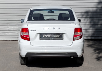 Подержанный автомобиль LADA (ВАЗ) Granta Sedan 2023 года (6 фото)
