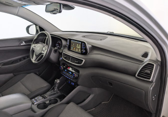 Подержанный автомобиль Hyundai Tucson 2019 года (11 фото)
