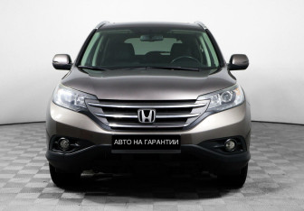 Подержанный автомобиль Honda CR-V 2014 года (2 фото)