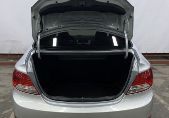 Подержанный автомобиль Hyundai Solaris Sedan 2014 года (9 фото)