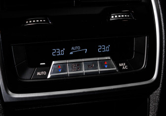 Подержанный автомобиль BMW X5 2019 года (24 фото)