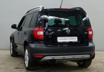 Подержанный автомобиль Skoda Yeti 2013 года (6 фото)