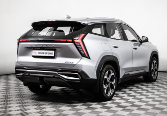 Подержанный автомобиль Geely Atlas 2023 года (6 фото)
