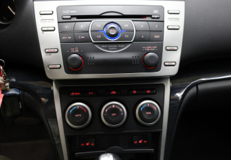 Подержанный автомобиль Mazda 6 Sedan 2008 года (16 фото)