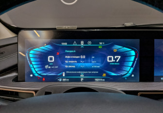 Подержанный автомобиль Exeed LX 2022 года (15 фото)