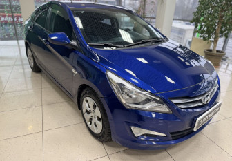 Подержанный автомобиль Hyundai Solaris Sedan 2015 года (3 фото)