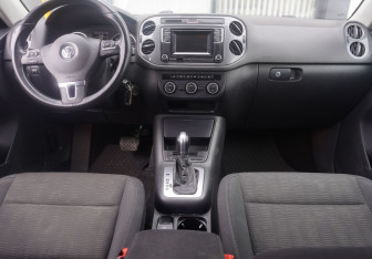 Подержанный автомобиль Volkswagen Tiguan 2015 года (12 фото)