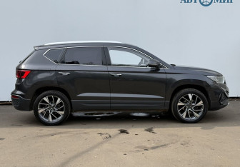 Подержанный автомобиль Jetta VS5 2023 года (4 фото)