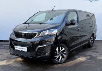 Подержанный автомобиль Peugeot Traveller 2020 года (1 фото)