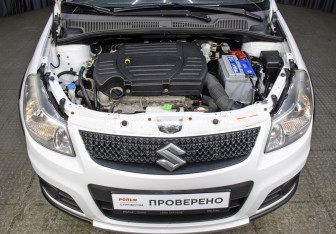 Подержанный автомобиль Suzuki SX4 Hatchback 2014 года (9 фото)